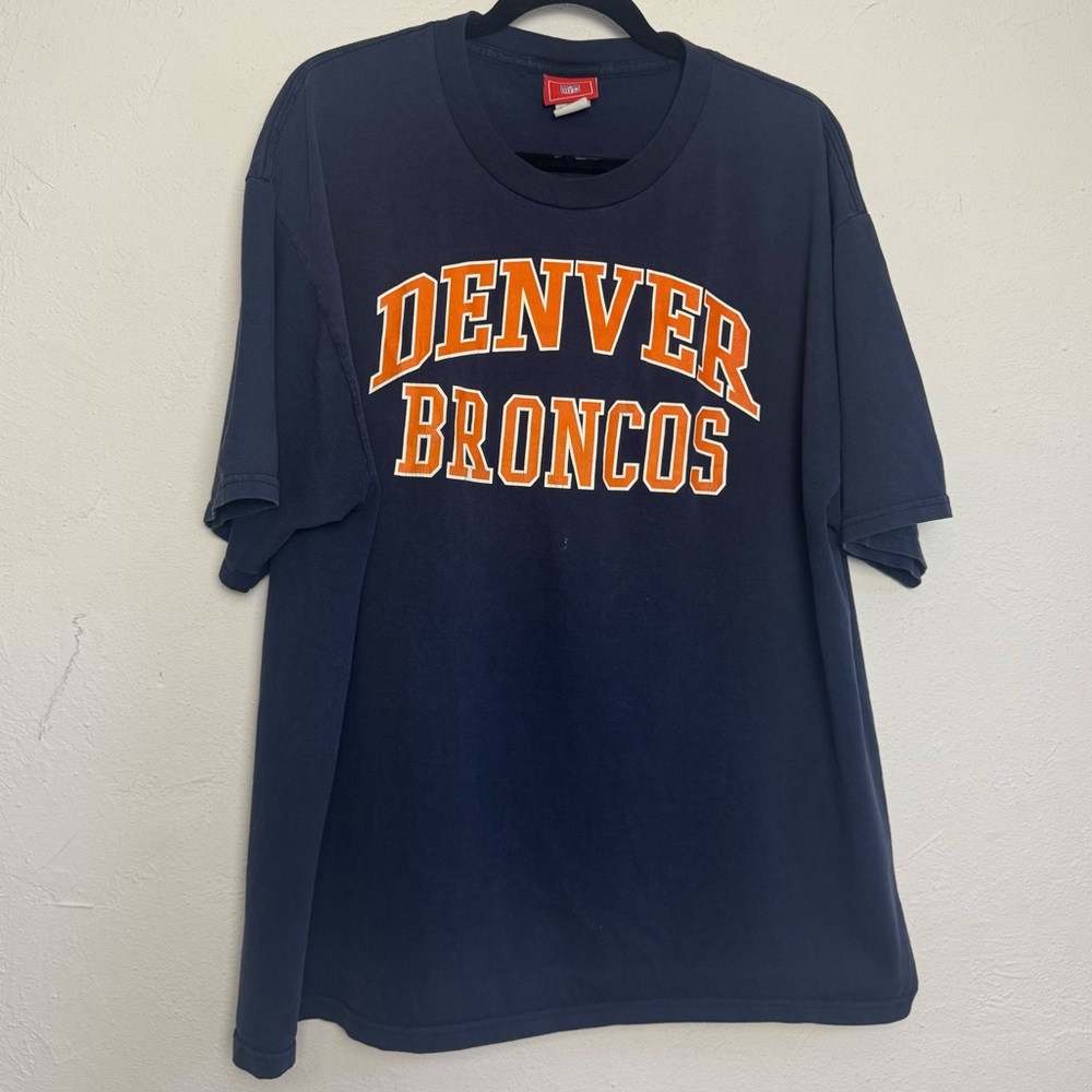 DENVER BRONCOS NFL BASIC SPELLOUT T-SHIRT